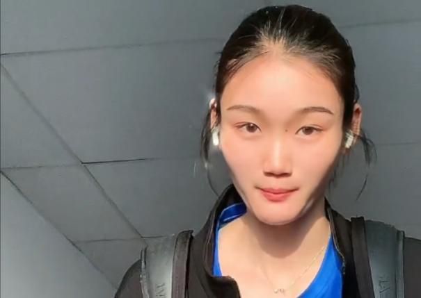亚洲国产清纯